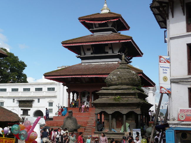 ダルバール広場<br />