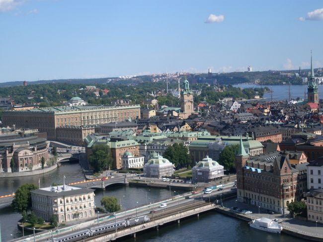 市庁舎の塔の上からの眺めです。