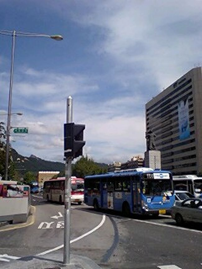 ちょっと疲れてきて、バス乗りたい気分で・・。