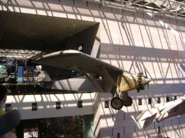 リンドバーグの世界初大西洋を横断した飛行機。<br />離陸したのはNYのロングアイランドで僕が住んでいた町のすぐそば。今はどでかいモールが立ってる。