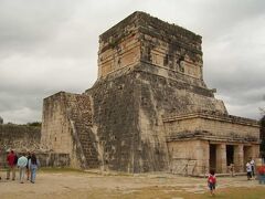 Templo del los Jaguares (ジャガーの神殿)。