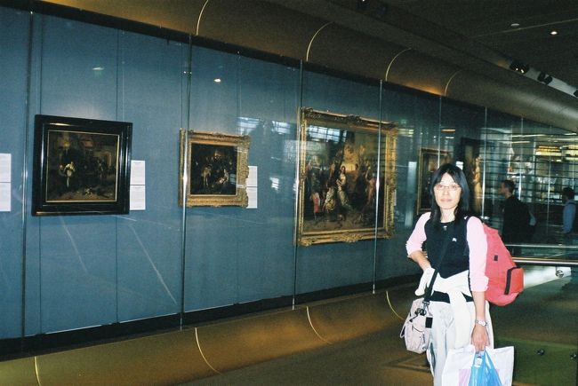 おまけ…乗り継ぎのアムステルダム空港内のミニ美術館に寄って、帰国。<br />
