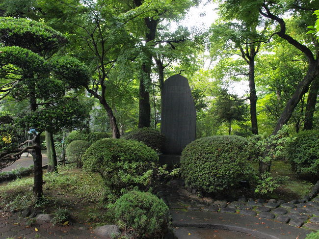 善福寺川沿いへの入り口