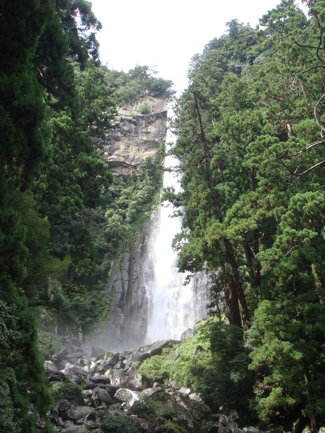 滝が見えてきました！！