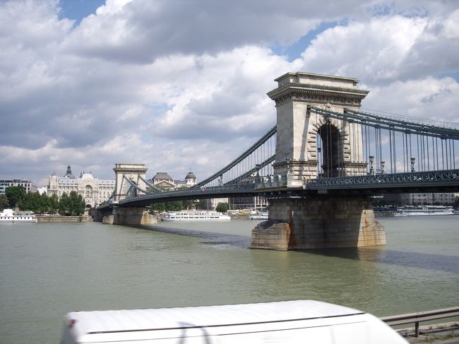 やっと橋に到着。<br />