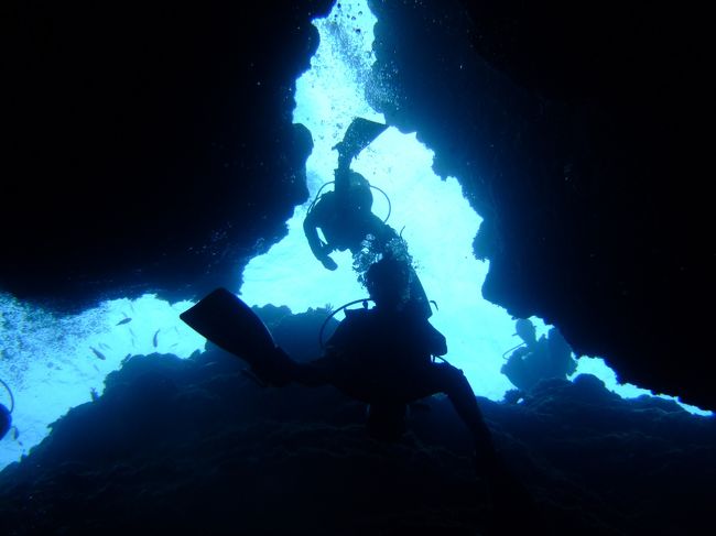 シチューガマ<br />縦穴を浮上！