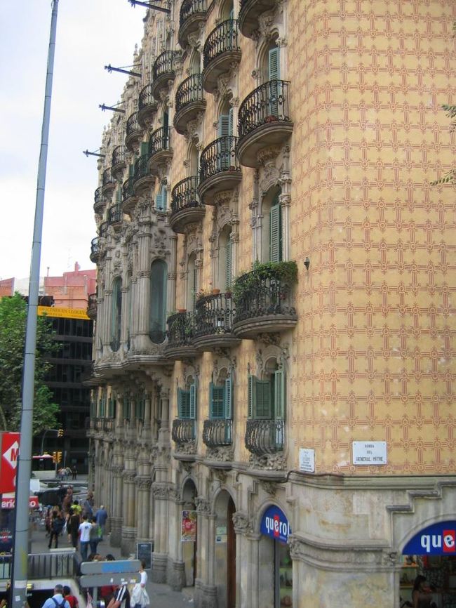 こんなマンション住みたいっす。<br />洒落すぎじゃん。<br />