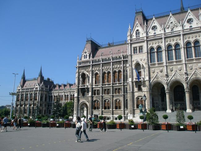 同じ形のもので、左側と・・・