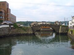 幸橋全景


別名「オランダ橋」。