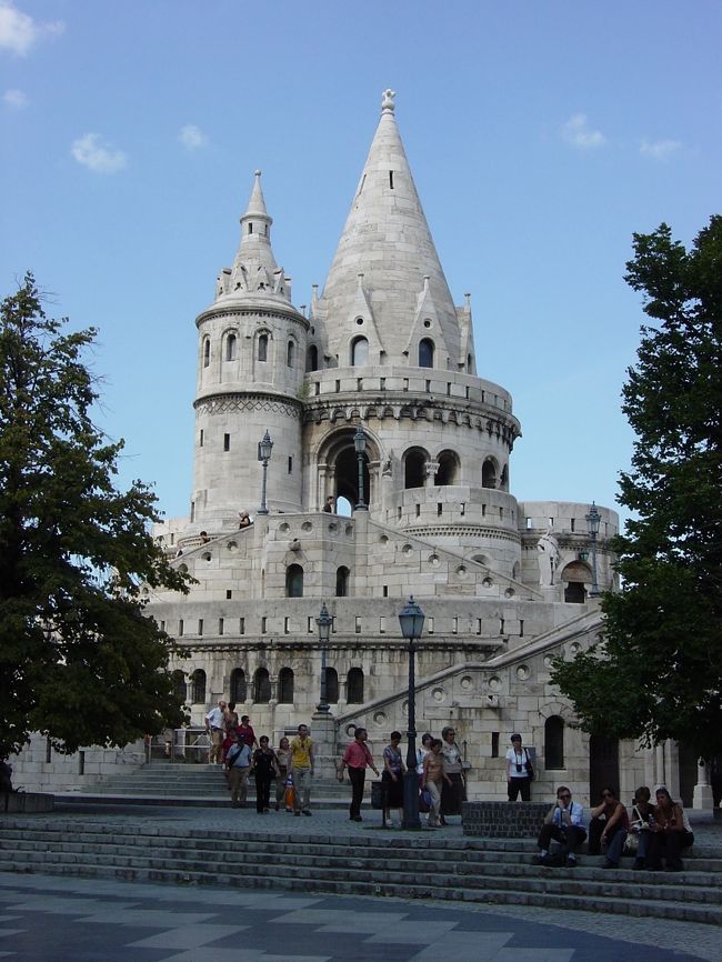 ネオロマネスク様式の漁夫の塔