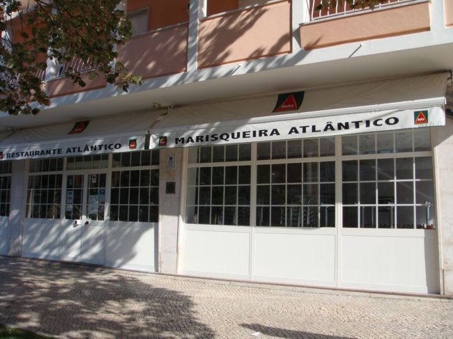 翌朝　３日目最終日<br /><br />昨晩のレストランです。<br />今日のお昼もここで食べちゃおうかって夫が提案。<br />いいねー　いいねー