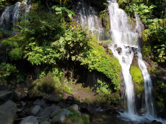 吐竜の滝2<br />ＰＬフィルターを使いシャッタースピードを落として撮影