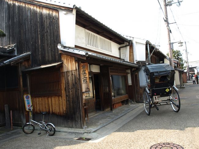 人力車も走ってます。