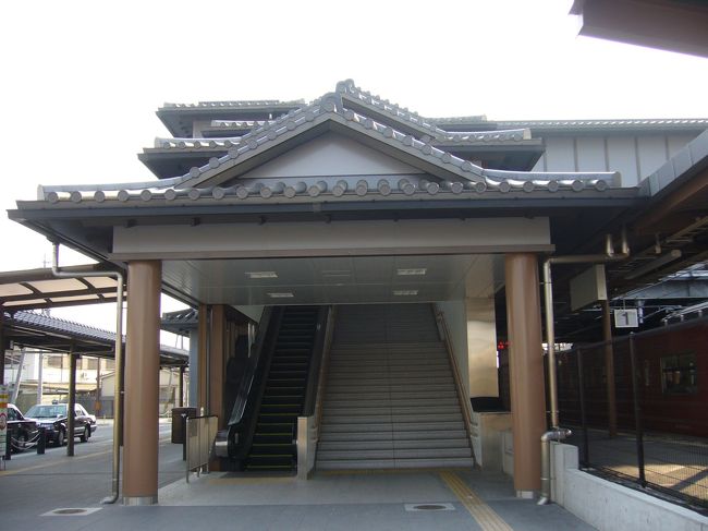 法起寺からJR法隆寺へ戻り自転車を返却して<br />この日の行程終了。<br /><br />朝は気付かなかったけれど、よくよく見たら<br />駅の出口が古風な造りになっていてちょっと感動<br />でした。