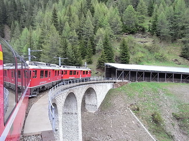 石橋を渡って<br />ぐるっと