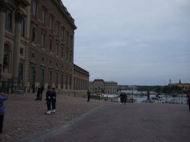 これにて、ストックホルムの観光終了・・・・。<br /><br />ストックホルムはもっとじっくりと見たかったなぁ〜。