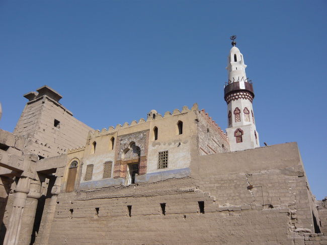 神殿内にあるモスク。