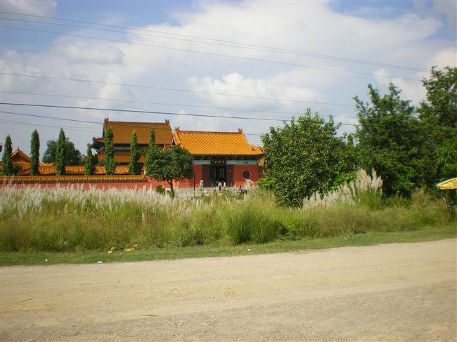 中国寺だったはず。<br />中国人の観光客が結構いた。