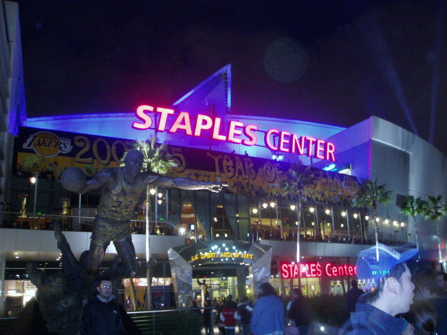 さあさあ。夜です。NBA!!!