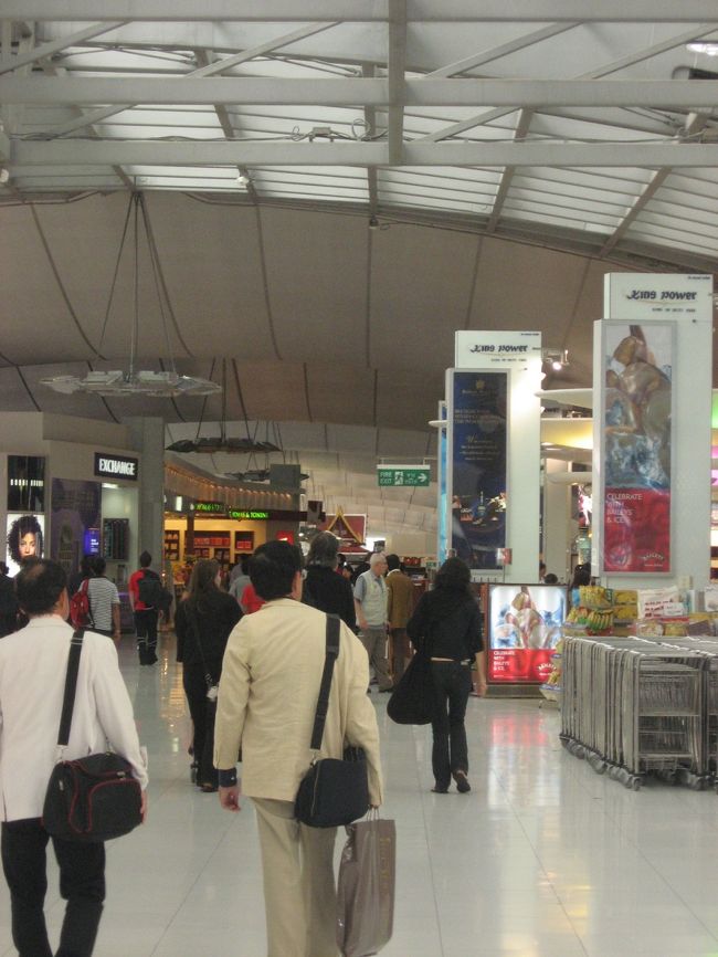 お店が並びます。