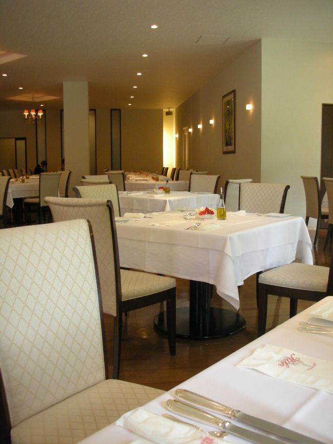 本日の目的、ランチを食べた「レストラン　キルン」。