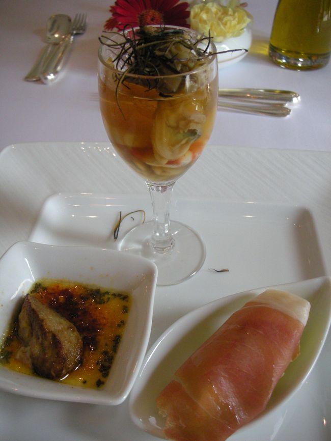 ランチは基本的に予約出来ませんが、季節の限定ランチのみ要予約です。<br />毎月メニューが変わるみたいで、これは9月の限定ランチの前菜の盛り合わせ。パンプキンがかなり美味しかったです。