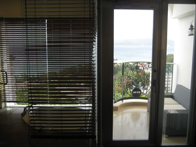 ジャグジーバスとバルコニー