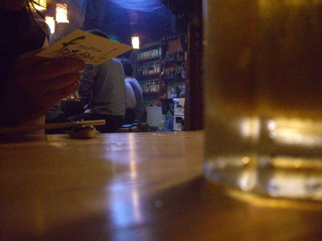 地元のおじちゃん達ばかりの居酒屋さん。<br /><br />「これからタコさばくけど、タコ刺し食べるかい？？」<br />と温かかった女将。<br />タコ刺し、絶品でした。ありがとう。