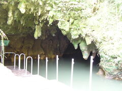 翌日はワイトモ鍾乳洞でツチボタルを観光、残念ながら洞内は撮影できません