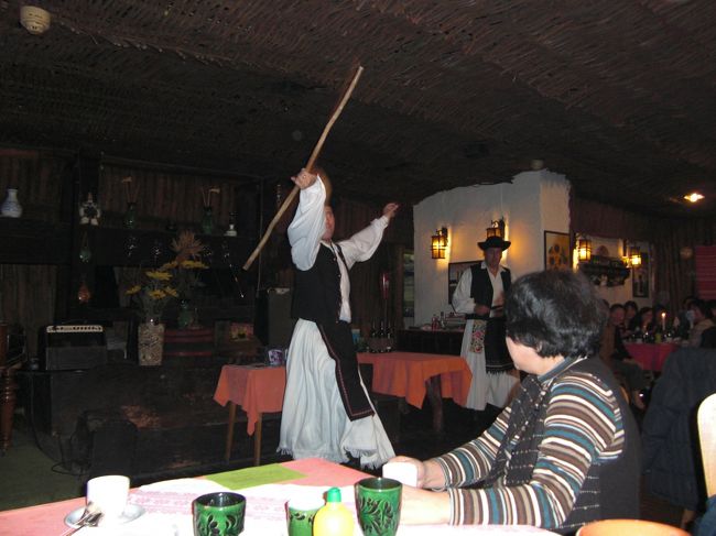 ハンガリー民族舞踊フォークロアショーその2