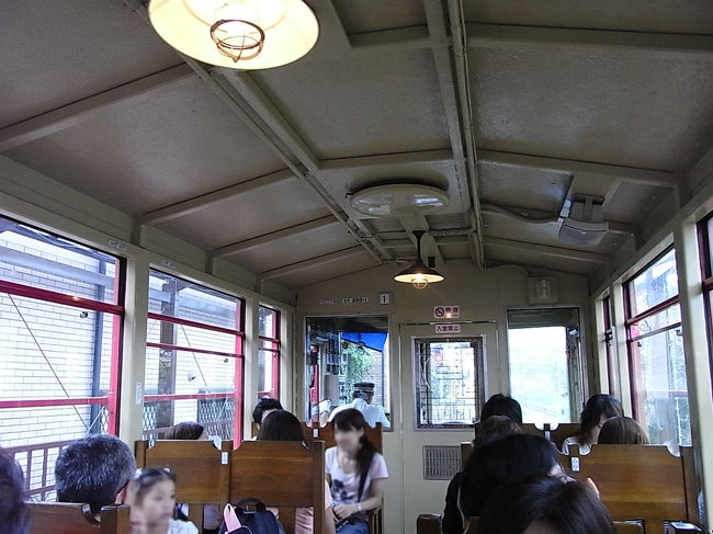 ほぼ満席でした。