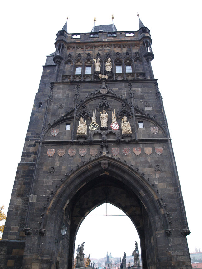 カレル橋の橋塔