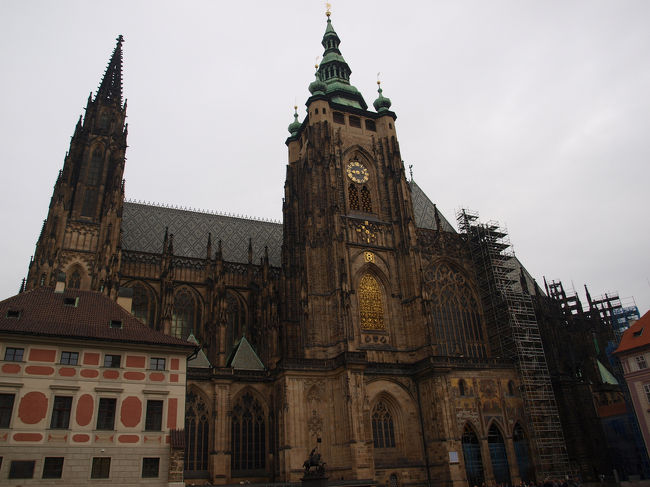 聖ヴィート大聖堂全景