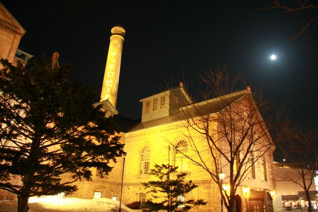 ２０：４５<br />食後の散歩もなかなか見所が多くて楽しかったです♪<br /><br />これにて弾丸小樽札幌ツアー終了〜〜<br />みっちり廻れて満足満足♪