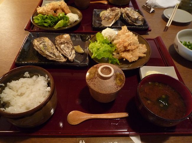 ここは注文は迷わずカキフライ定食！<br /><br />まあ、普通に美味しいです。<br /><br />何事も期待大で望まないことが肝要ですねヽ( ´ー`)ノフッ<br /><br />