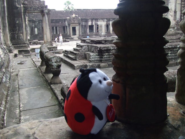 もちろん、今回も旅友テンちゃんは一緒です（＾∀＾）<br />ちょっと恥ずかしいので、人がいない時を見計らっての撮影です。