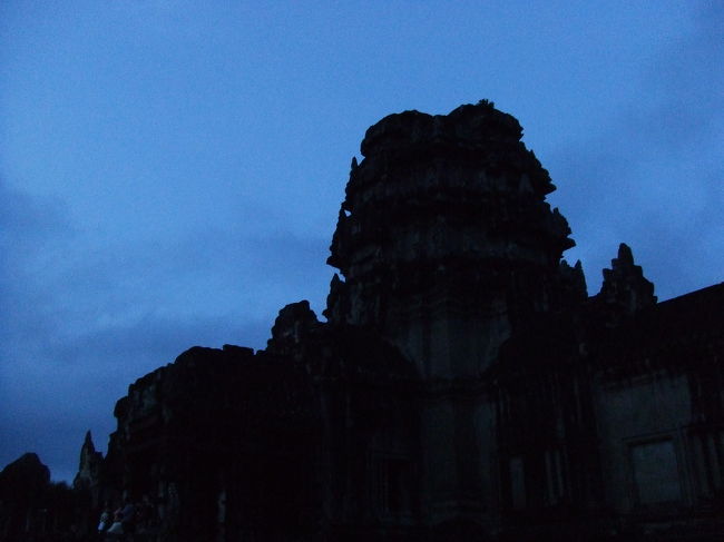 日の出はまだかな〜。。。