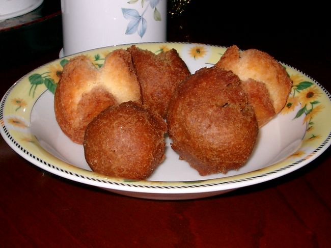 デザートはもちろんさーたーあんだぎー