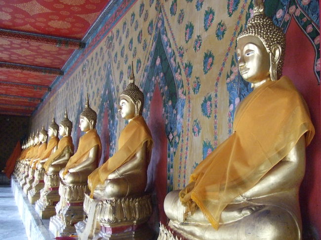 ずら〜〜〜〜っと。