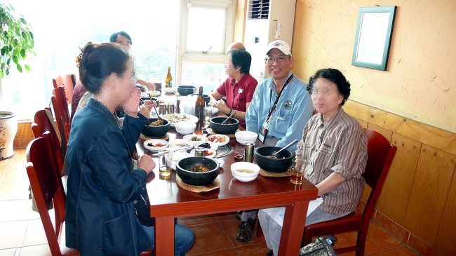 昼食は石焼ビビンバでした。<br />好き嫌いの多い私達でも、ほとんど完食でした。