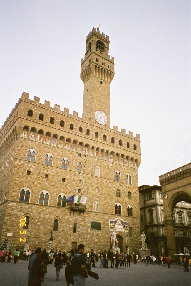 ヴェッキオ宮(シニョリーア広場)