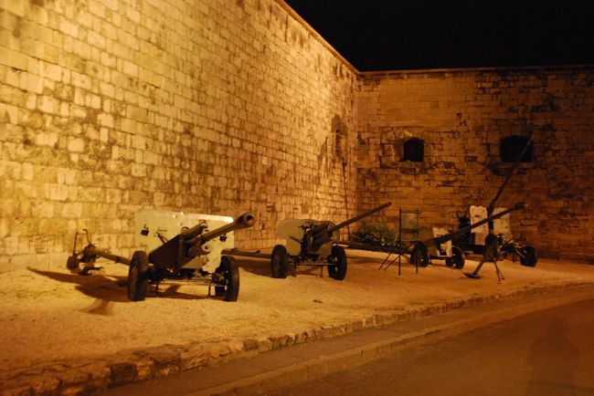 戦車が展示されていたりまします。