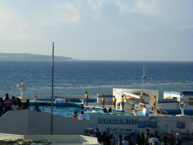 オキちゃん劇場はいい加減飽きたので素通り。