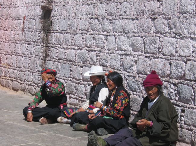 地元のチベット人