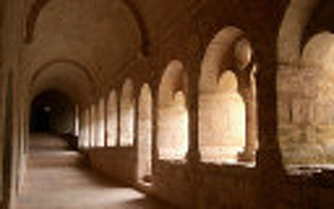 ル・トロネ修道院