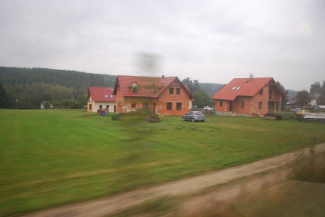 空もドンヨリ。