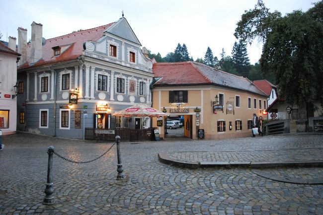 ペンションがたくさんあります。<br />小さい街です。