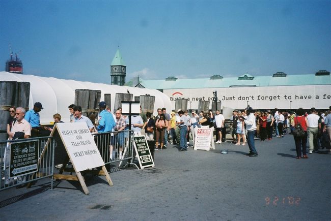 リバティ島行きフェリー乗り場