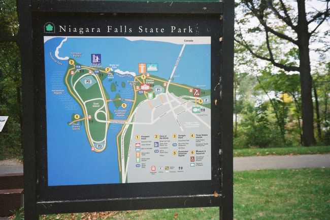 ★ ナイアガラ・フォールズ(アメリカ側)<br />
