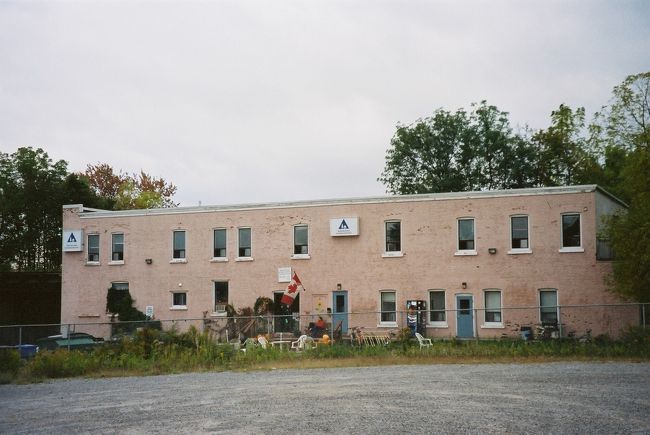 宿: Niagara Falls YH(カナダ)